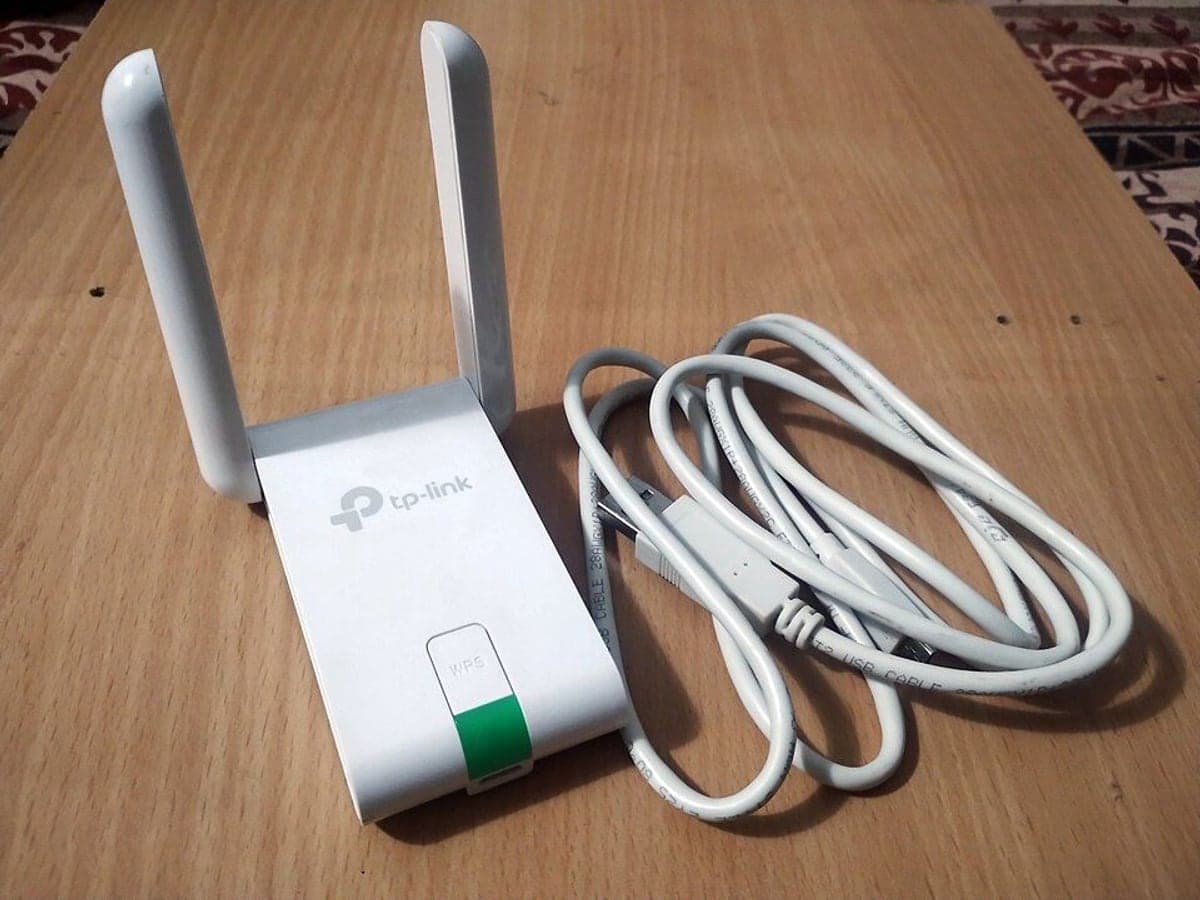 TP-Link 300 Mbps High-Gain USB Wi-Fi Adapter